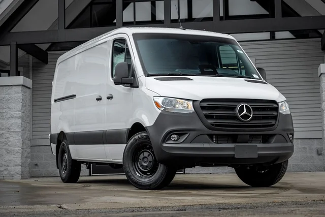 2026 Mercedes-Benz Sprinter 2500 Cargo 144 WB