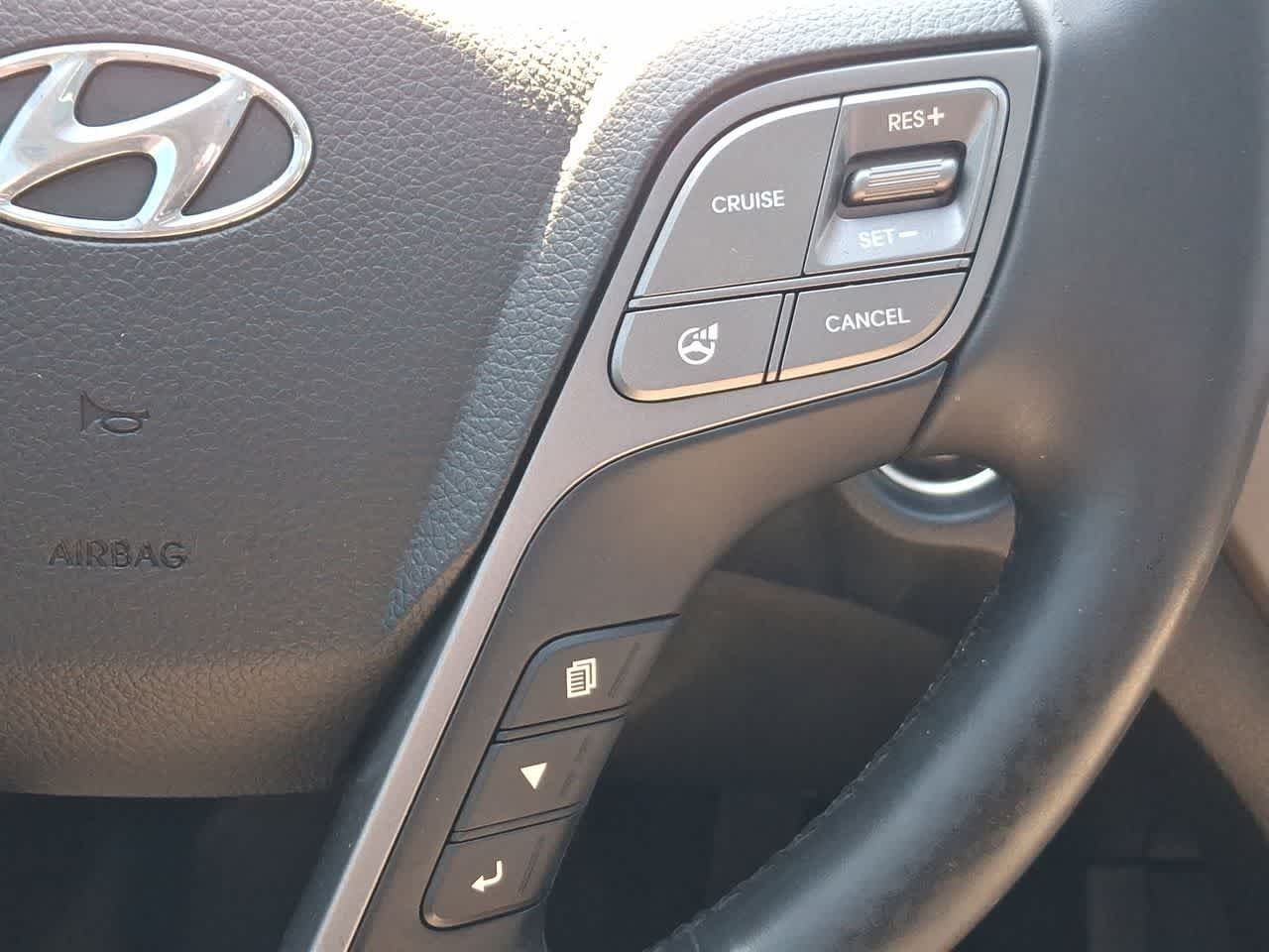 Used 2016 Circuit Silver Hyundai SE image 24