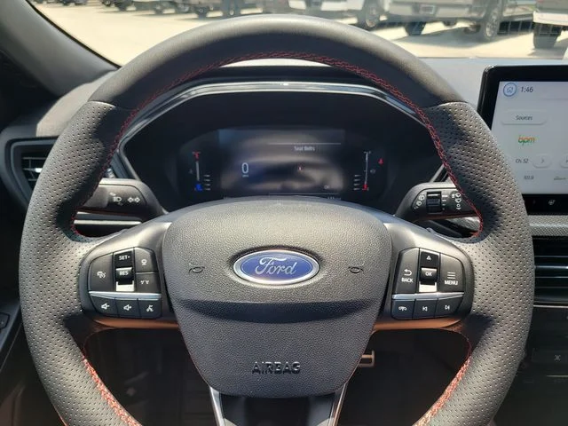Used 2023 Black Ford ST-Line image 30