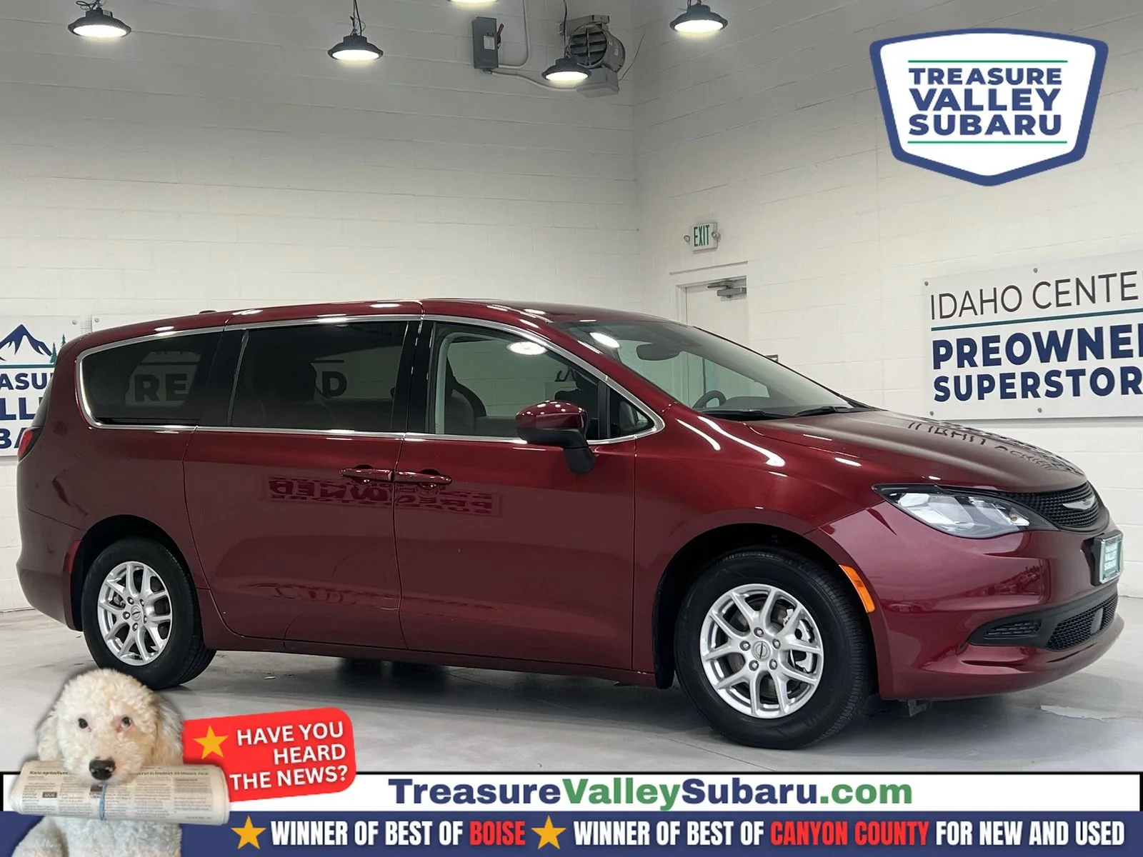 2023 Chrysler Voyager LX's photo