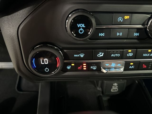 New 2026 Desert Sand Ford Outer Banks® image 32