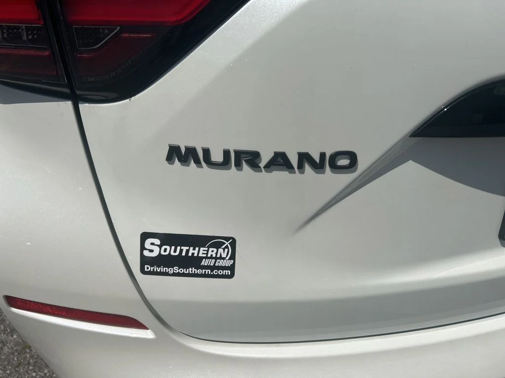 Used 2024 White Nissan SV image 4