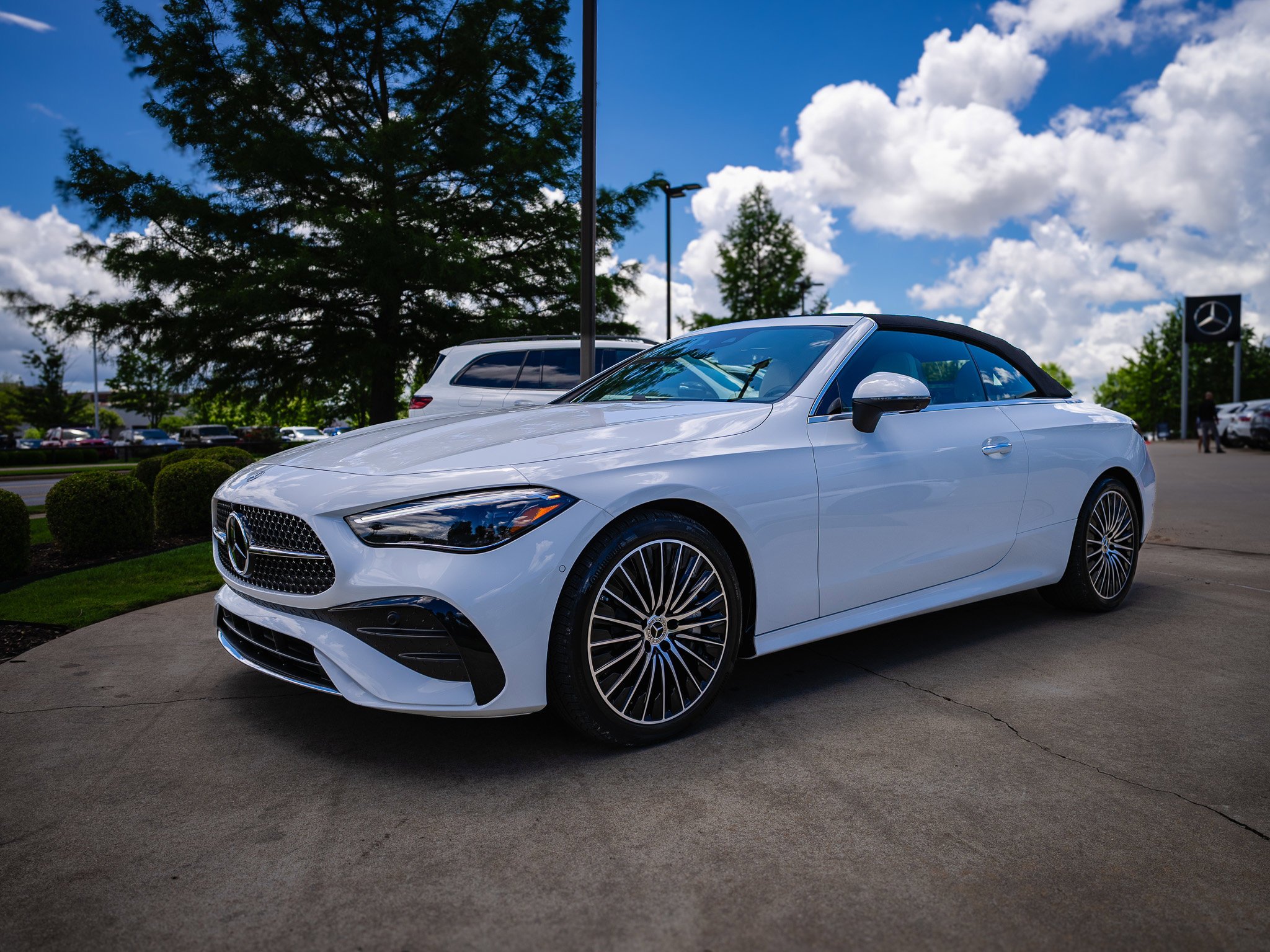 Used 2026  Mercedes-Benz  image 8