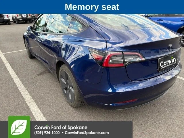 Used 2022 Deep Blue Metallic Tesla Long Range image 7