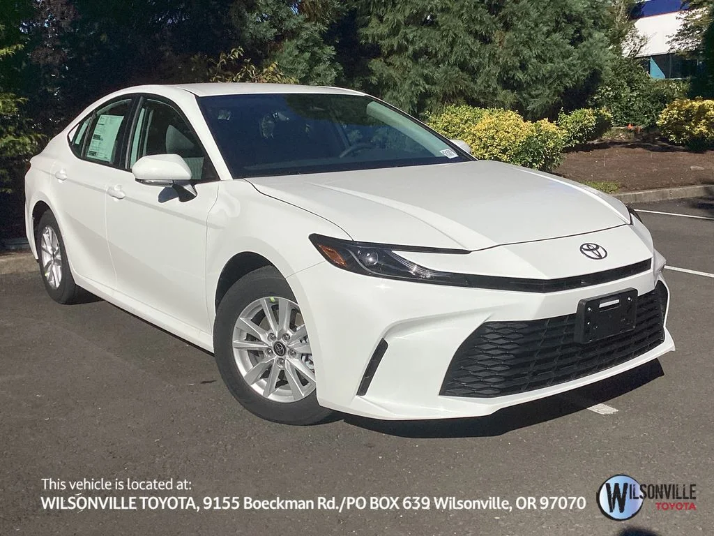 2026 Toyota Camry LE AWD Hybrid's photo