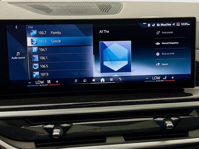 2026 BMW X5 50e - Photo 15