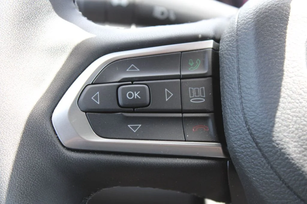 Used 2023 Black Jeep Limited image 28