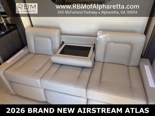 New 2025 high-tech silver metallic Mercedes-Benz Modern Griege image 61