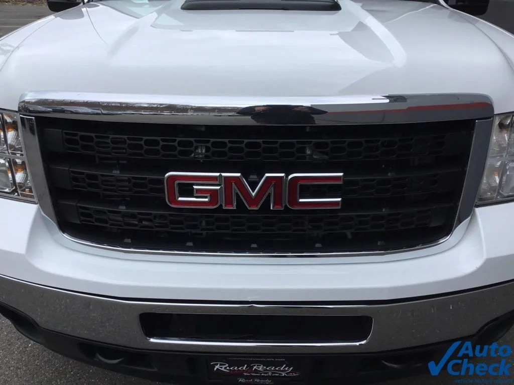 Used 2013 White GMC Work Truck image 28