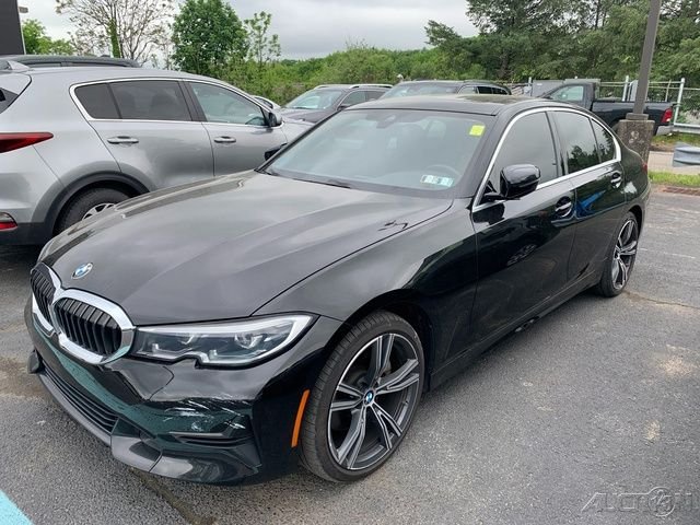 2021 BMW 3 Series 330i xDrive Sedan's photo