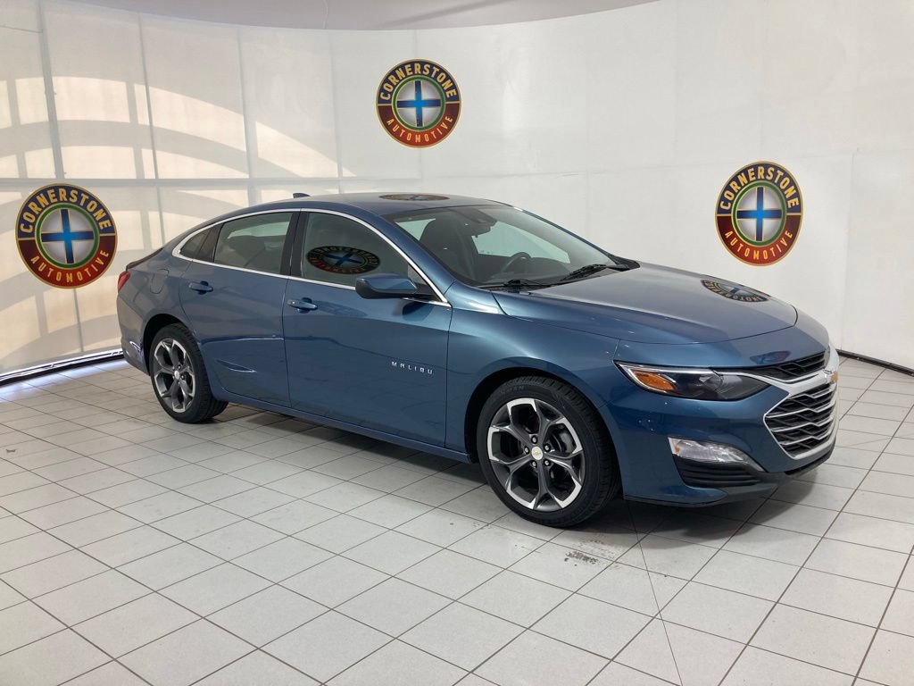 Used 2024 Lakeshore Blue Metallic Chevrolet 1LT image 19