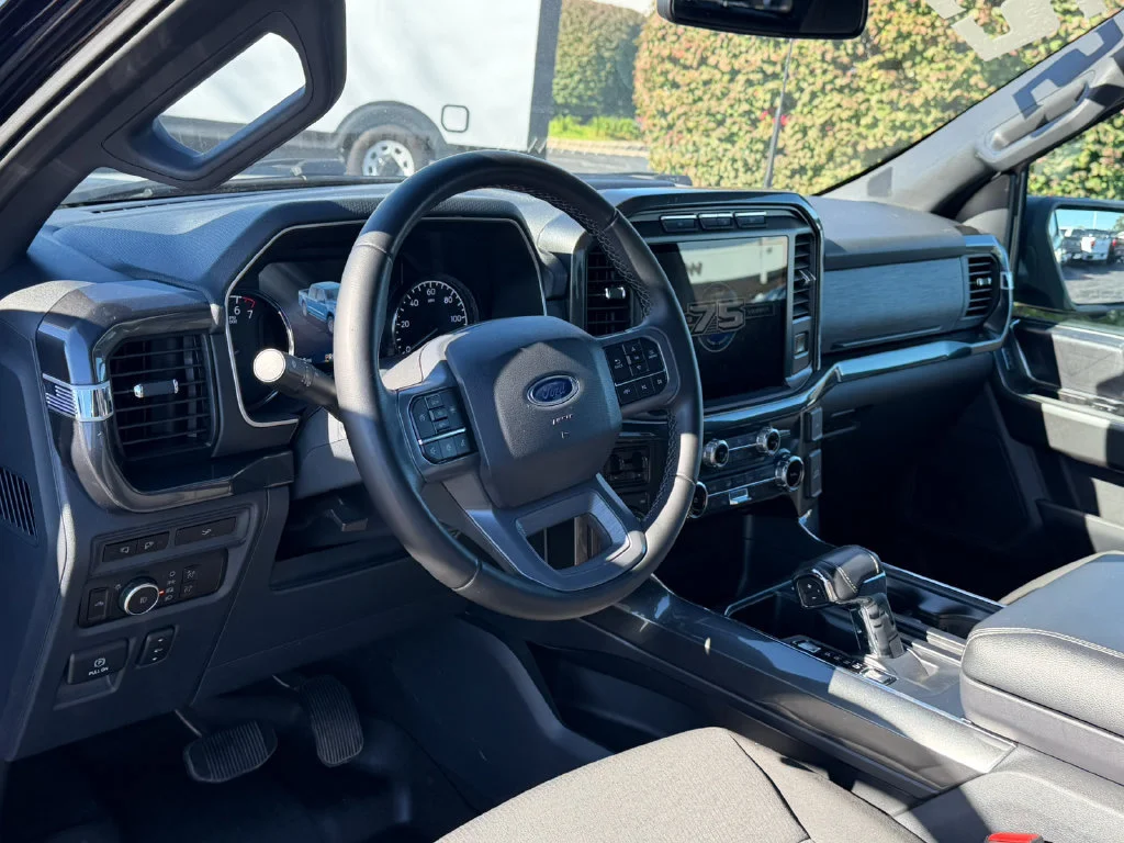2023 Ford F-150 XLT - Photo 25