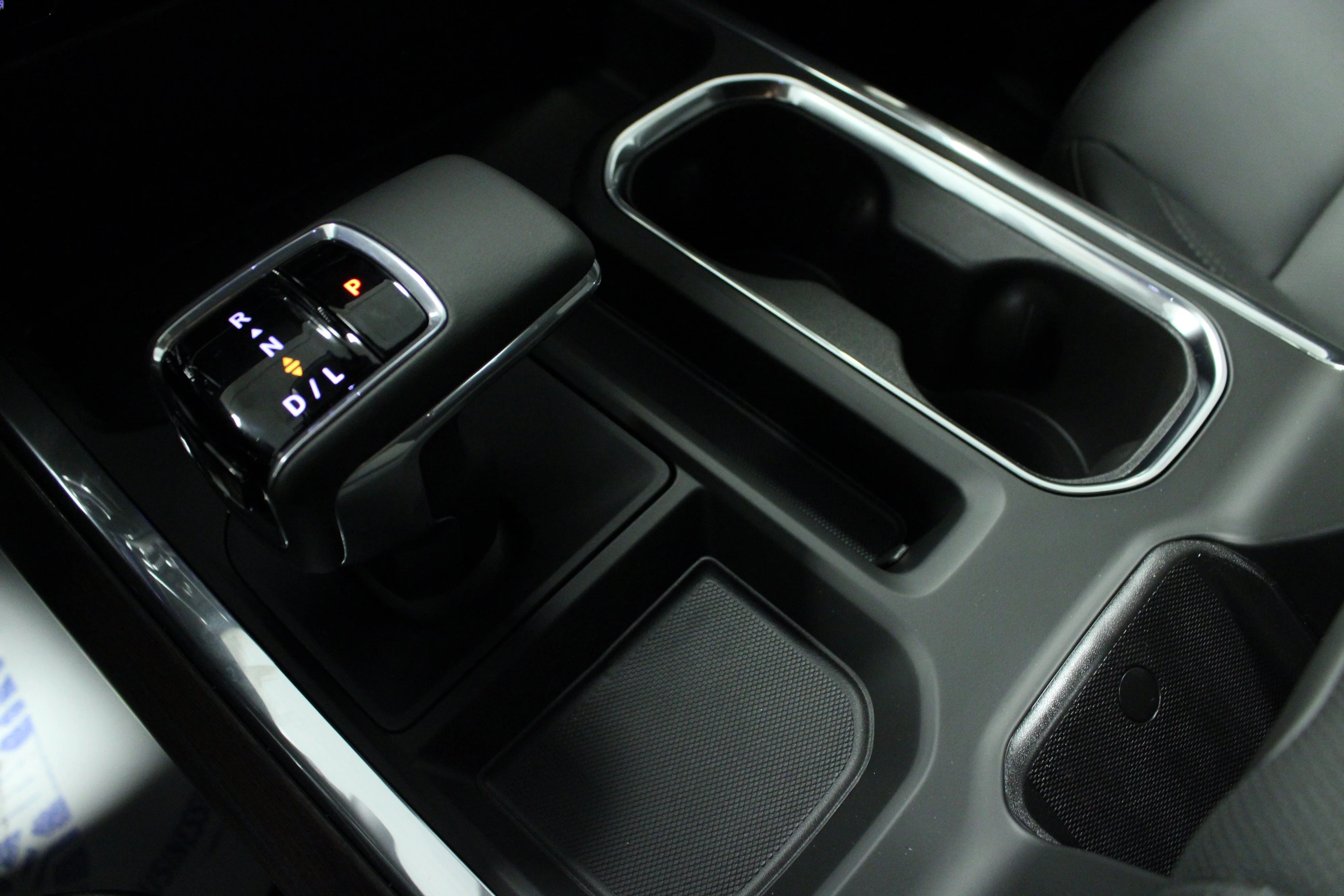 New 2026 Onyx Black GMC SLT image 24
