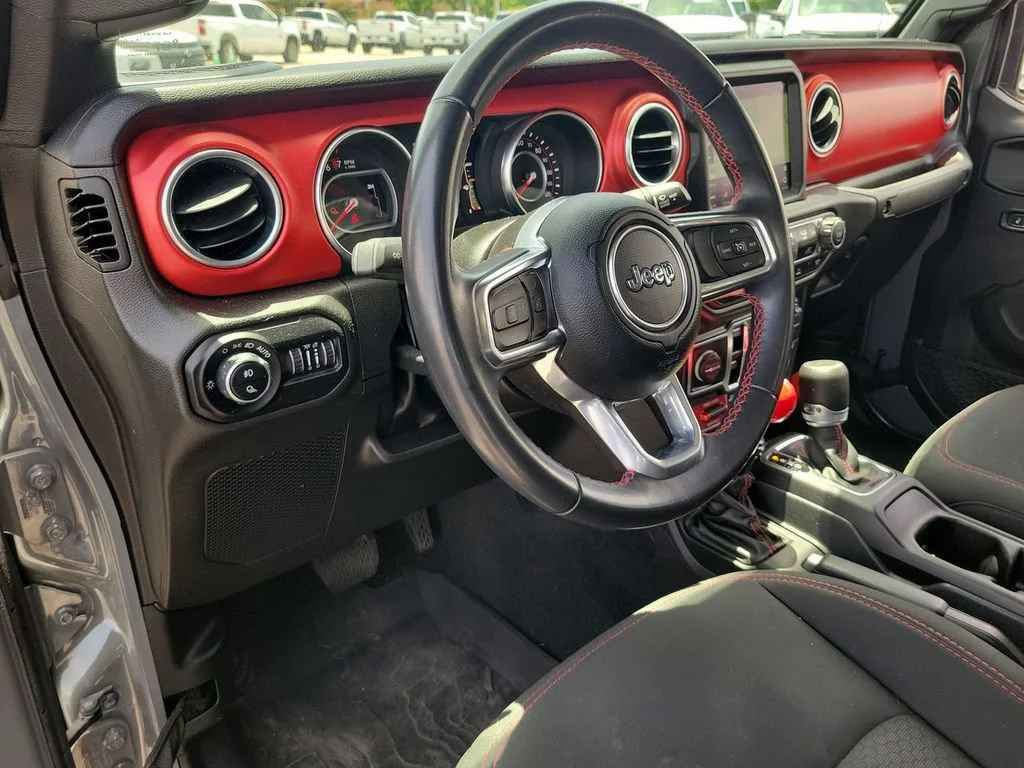 Used 2022 Gray Jeep Rubicon 4x4 image 10