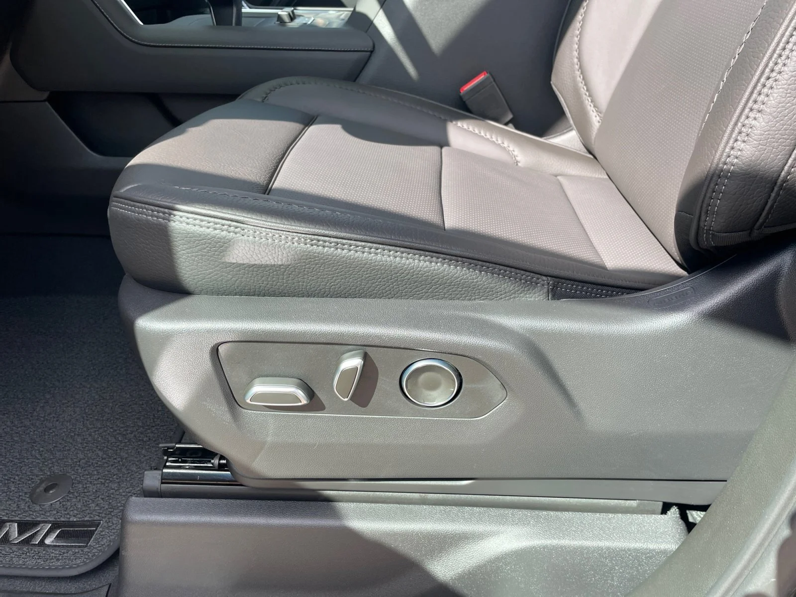 New 2026 Onyx Black GMC Denali image 15