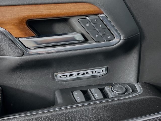 Used 2023 Silver GMC Denali image 9