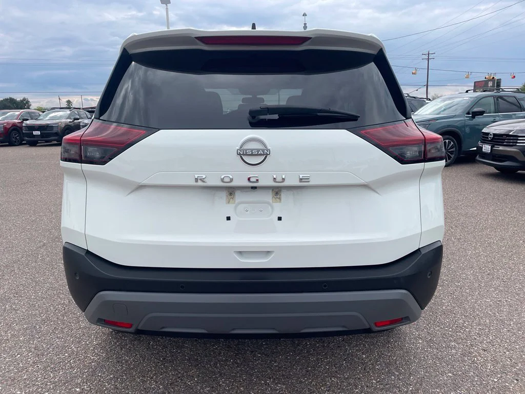 Used 2023 White Nissan S image 8