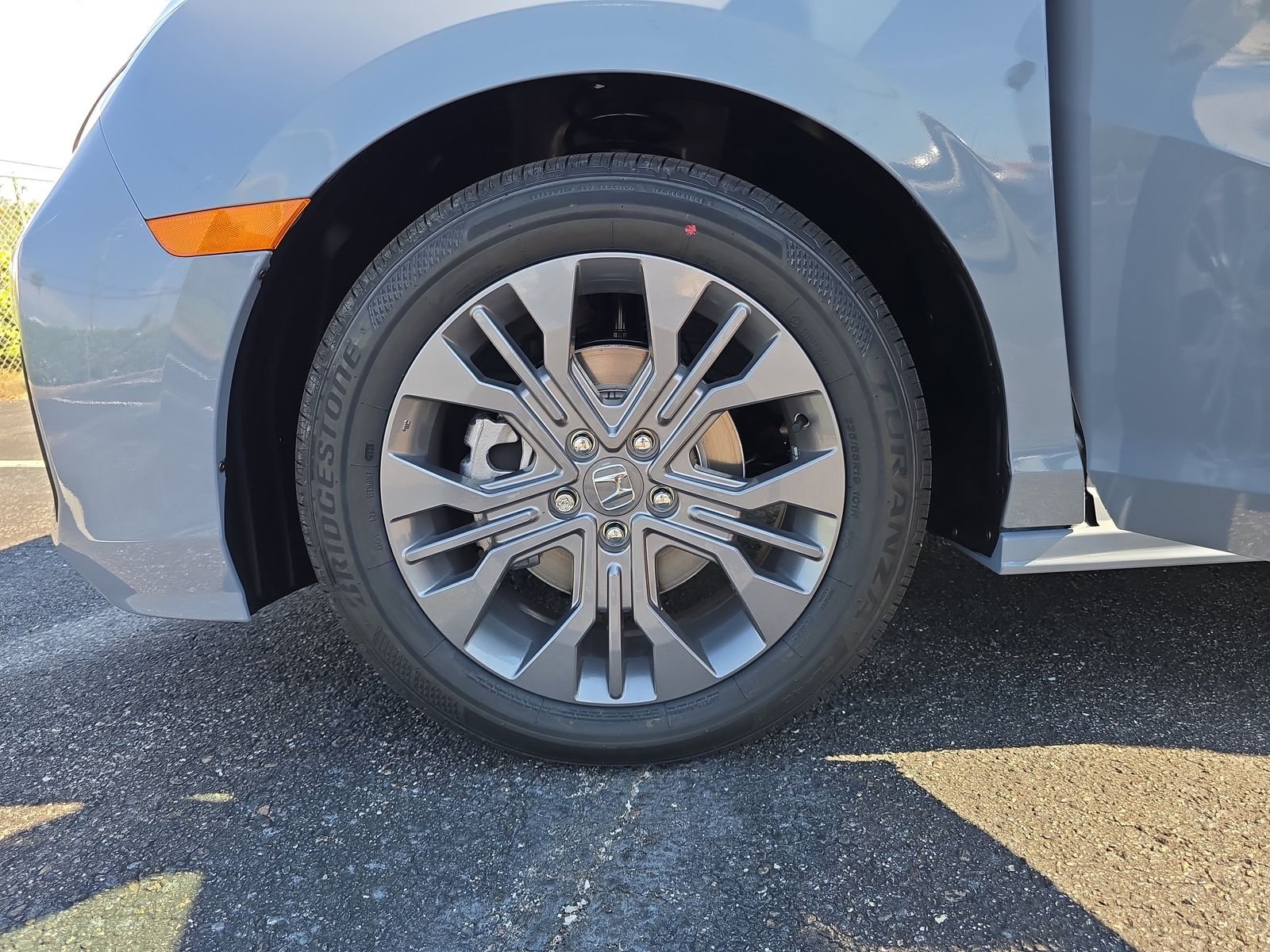 New 2026 Sonic Gray Pearl Honda Touring image 10