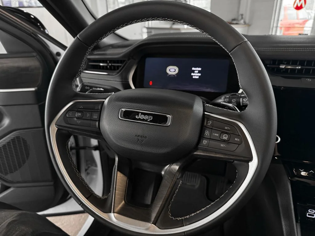 New 2026 White/off-white Jeep Laredo image 21