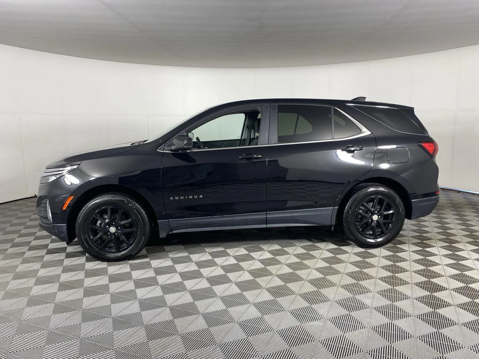 Used 2024 Mosaic Black Metallic Chevrolet LT image 4