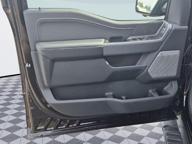 New 2026 Agate Black Metallic Ford XLT image 10