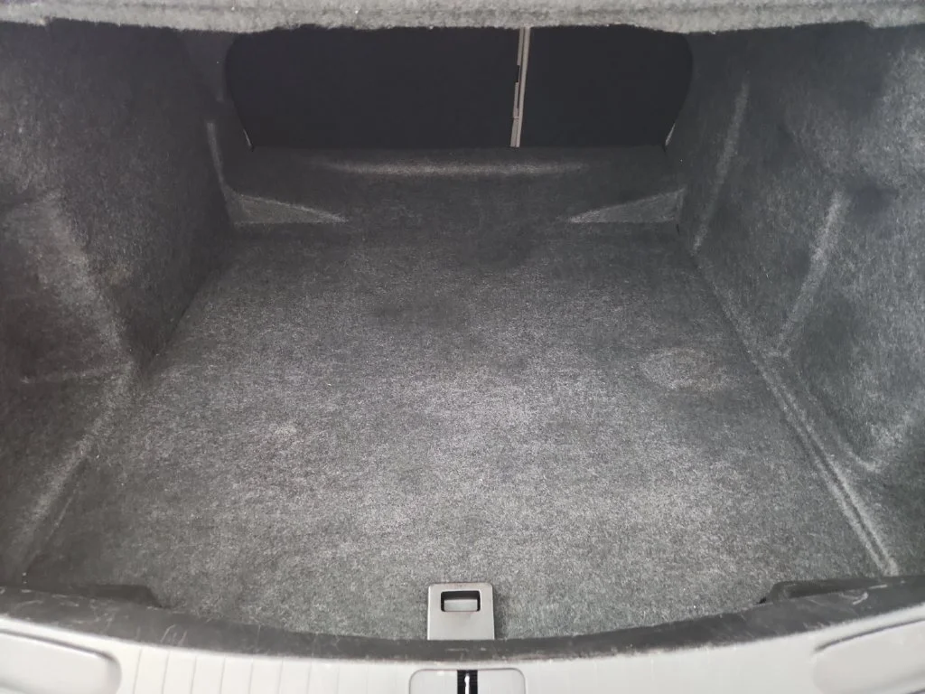 Used 2018 Blue Chevrolet LT image 17