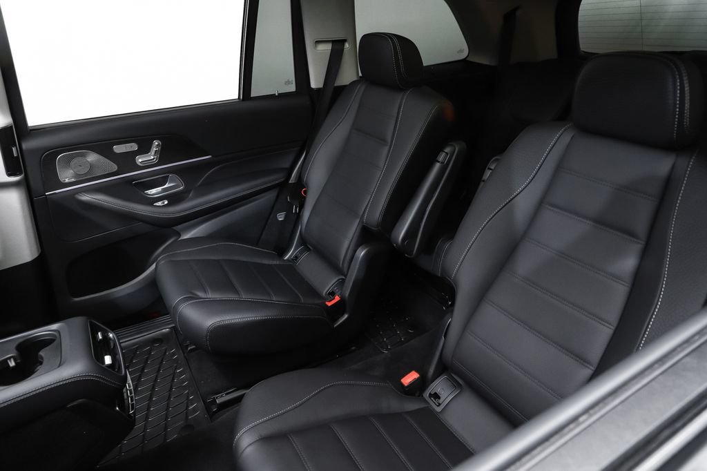 New 2026 Black Mercedes-Benz GLS 450 image 35