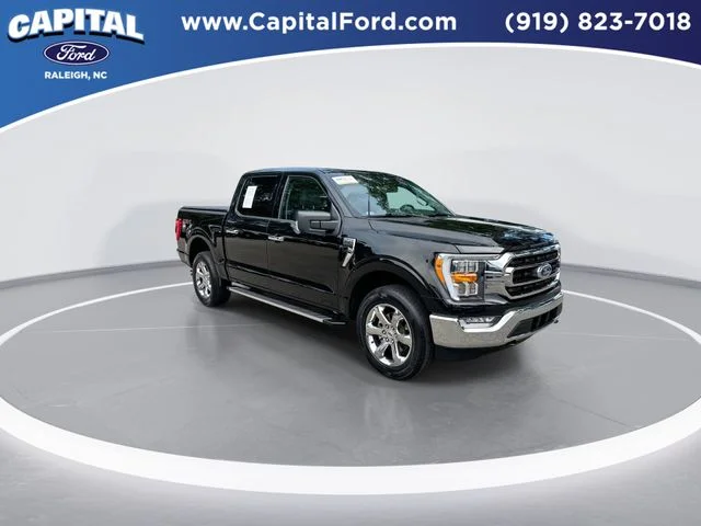 Used 2022 Black Ford XLT image 2