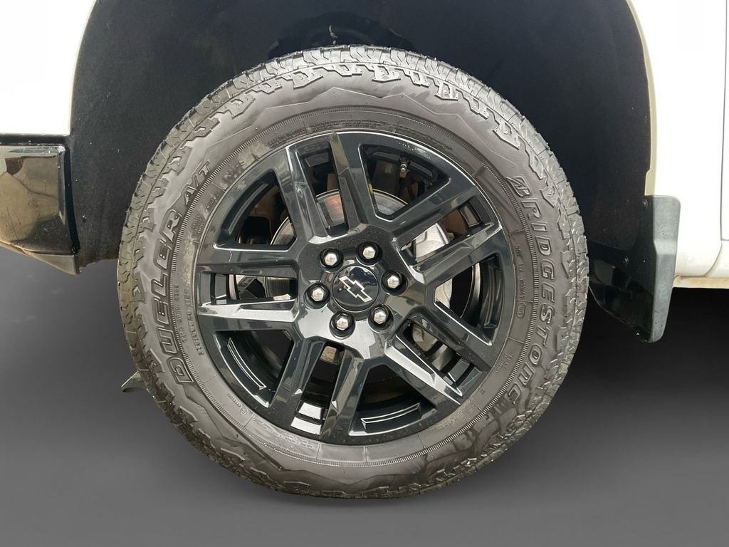 Used 2025 White Chevrolet LT Trail Boss image 15