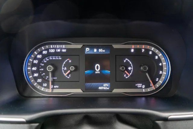 Used 2022 Green Hyundai SEL image 21