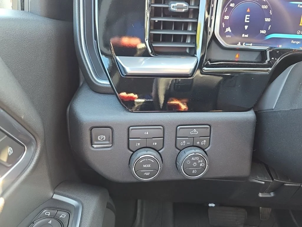 2026 Chevrolet Silverado 3500 HD LT - Photo 15