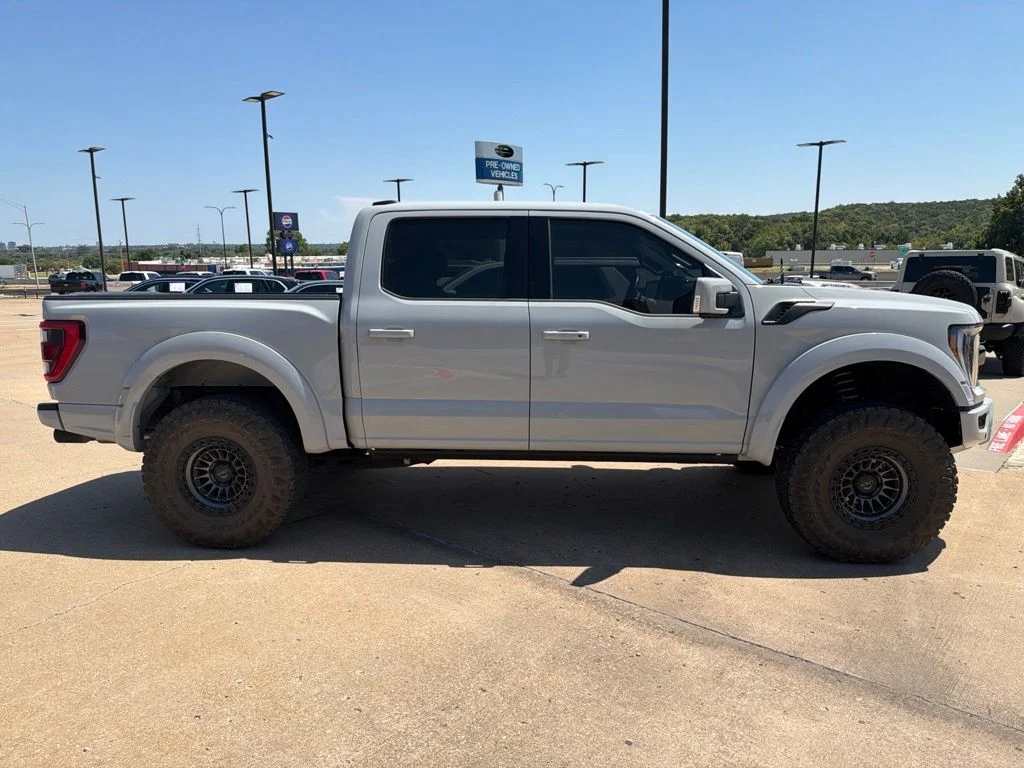 Used 2023 White Ford Raptor image 13