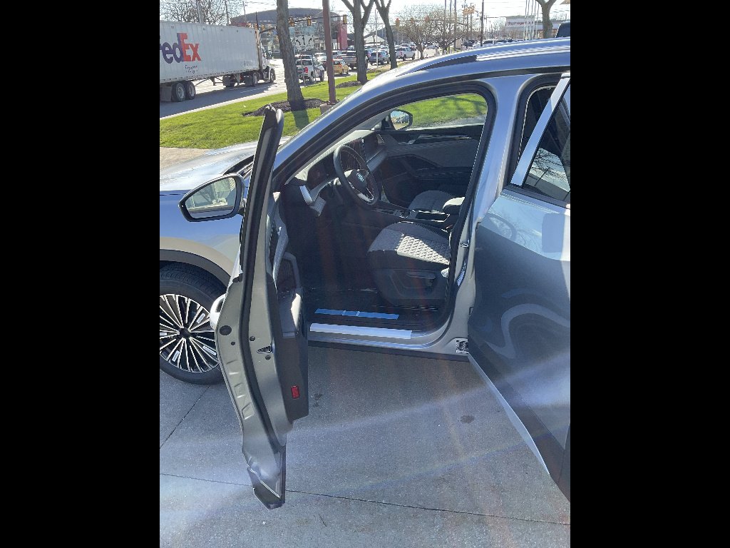 New 2026 Pyrite Silver Metallic Volkswagen S 4Motion image 7