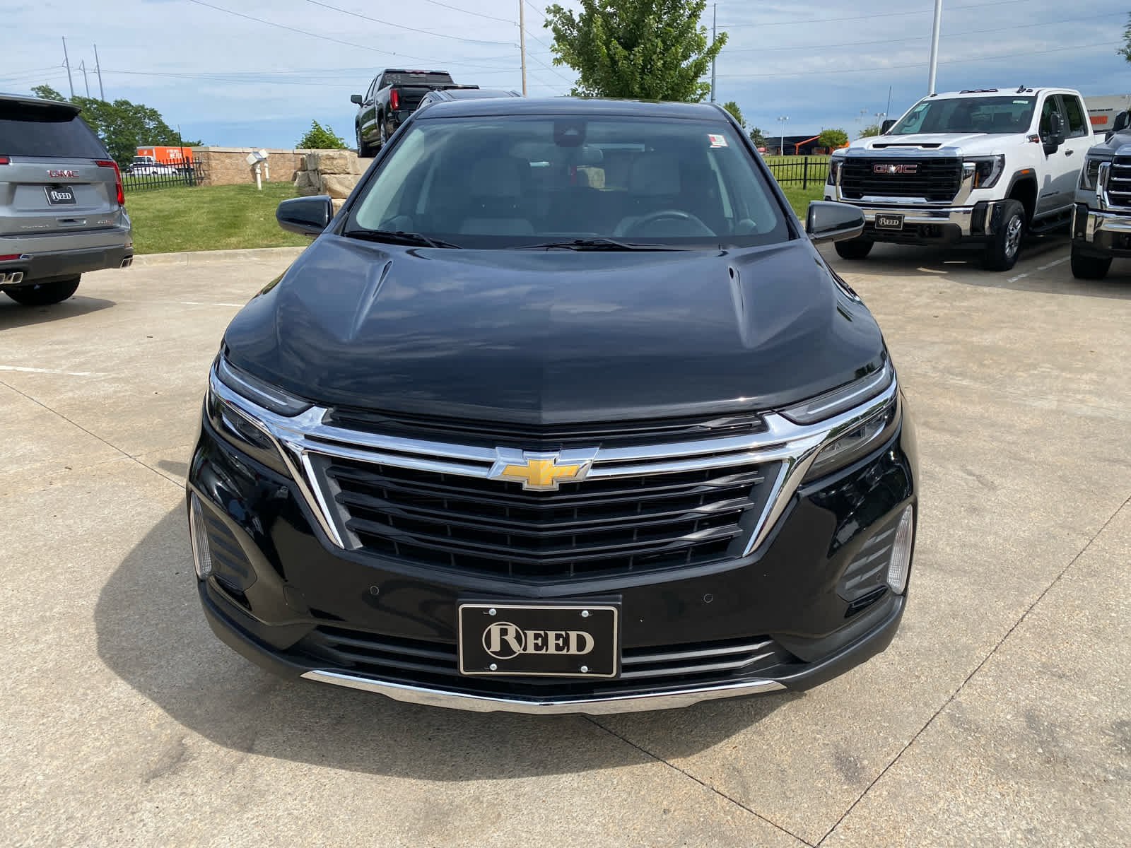 Used 2023 Chevrolet Equinox 2FL with VIN 3GNAXJEG6PL262041 for sale in Kansas City