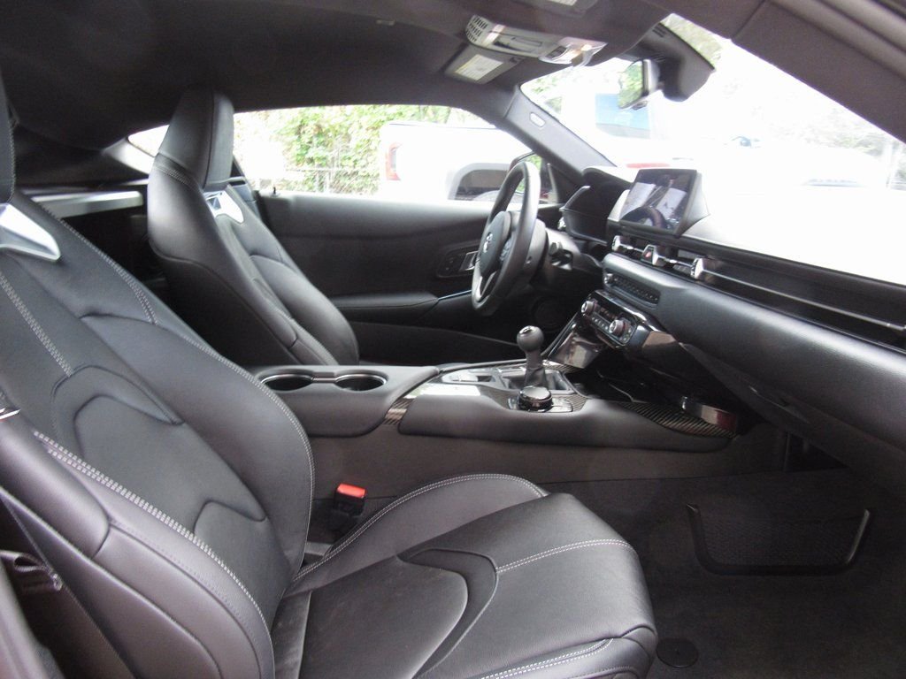 2026 Toyota Supra Premium - Photo 17