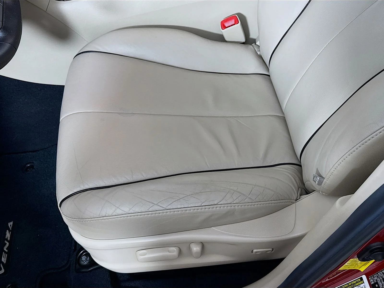 Used 2013 Red Toyota Limited image 18