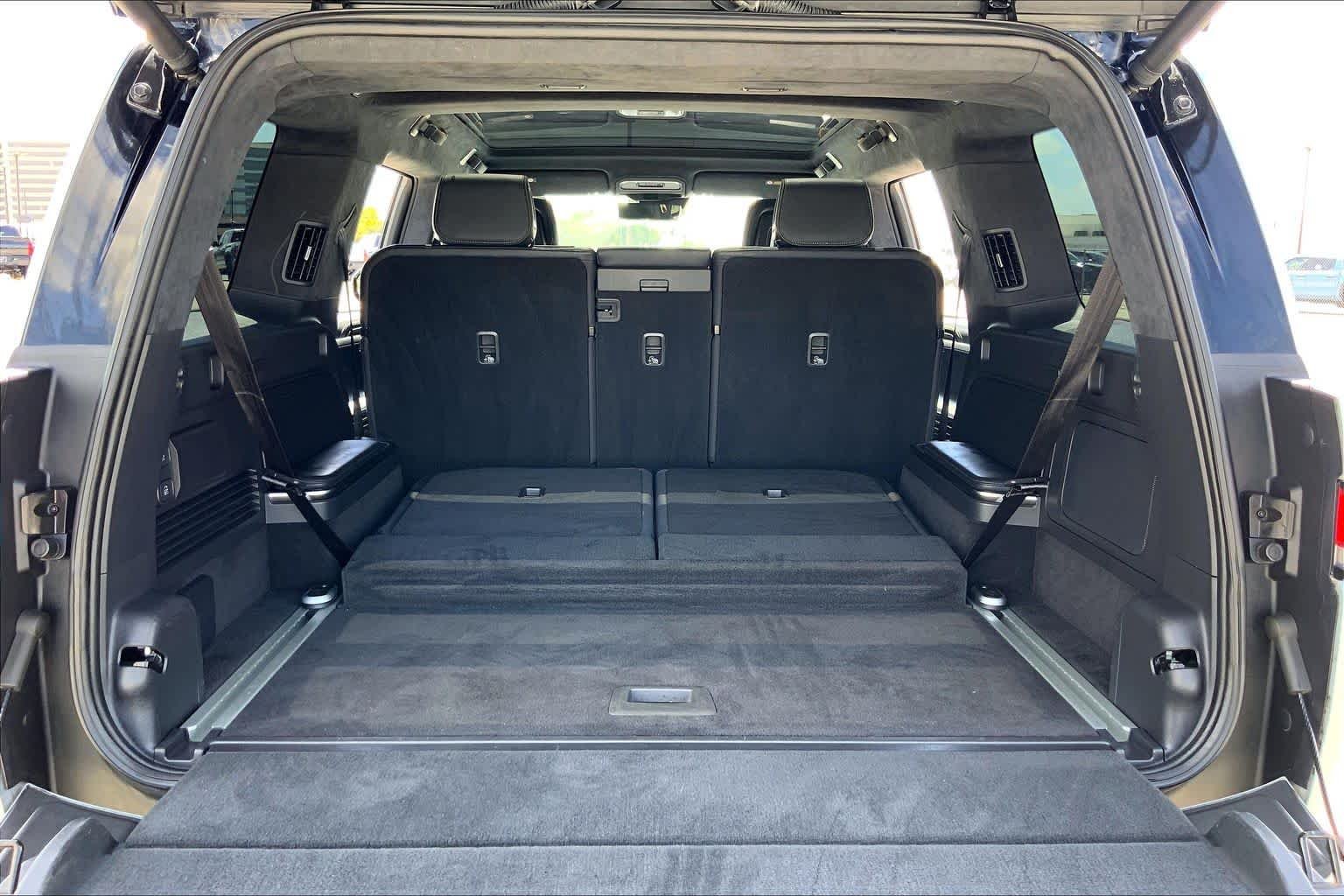 Used 2023 Limestone Rivian Adventure image 29