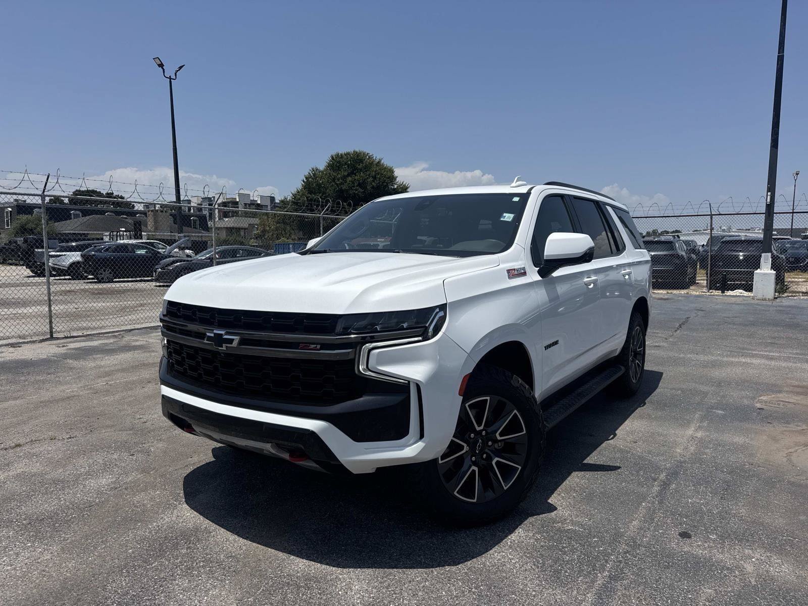 Used 2022 White Chevrolet Z71 image 27