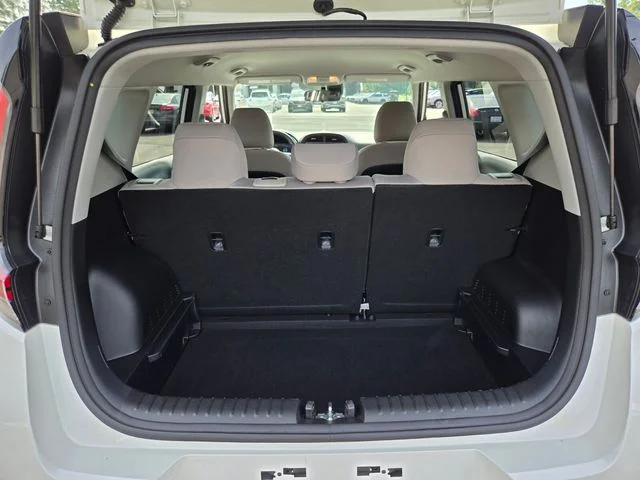 Used 2025 White Kia LX image 16