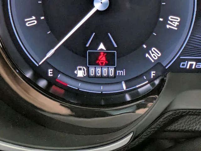 Used 2025  Alfa Romeo  image 18