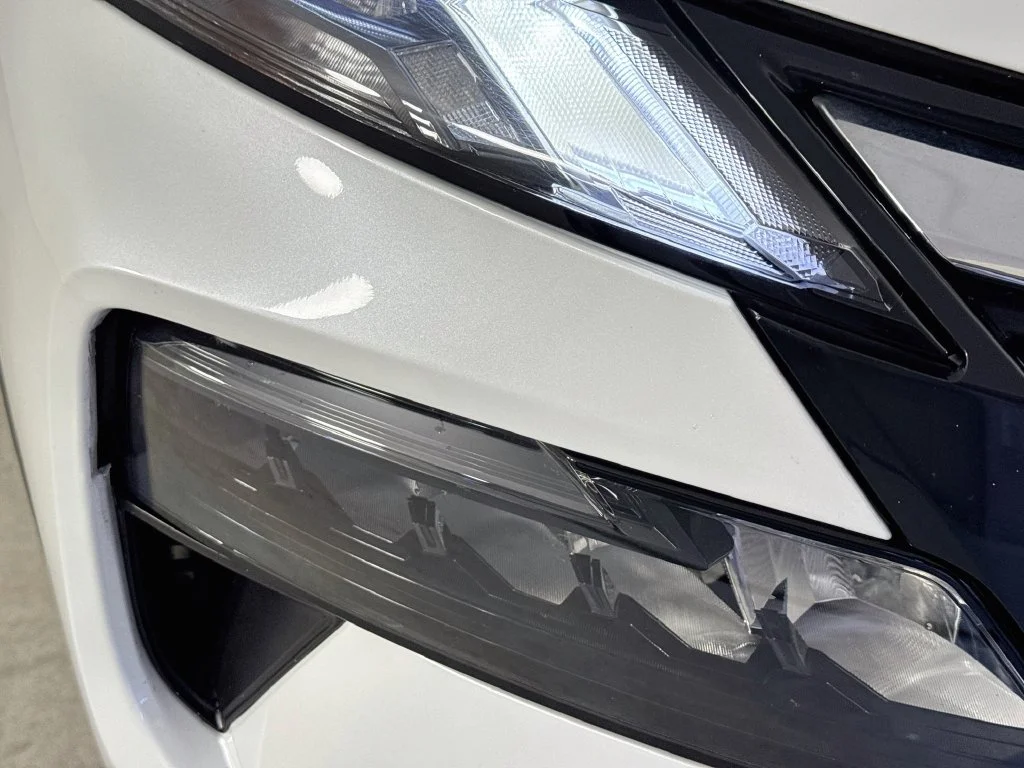 Used 2025 White Nissan SV image 35