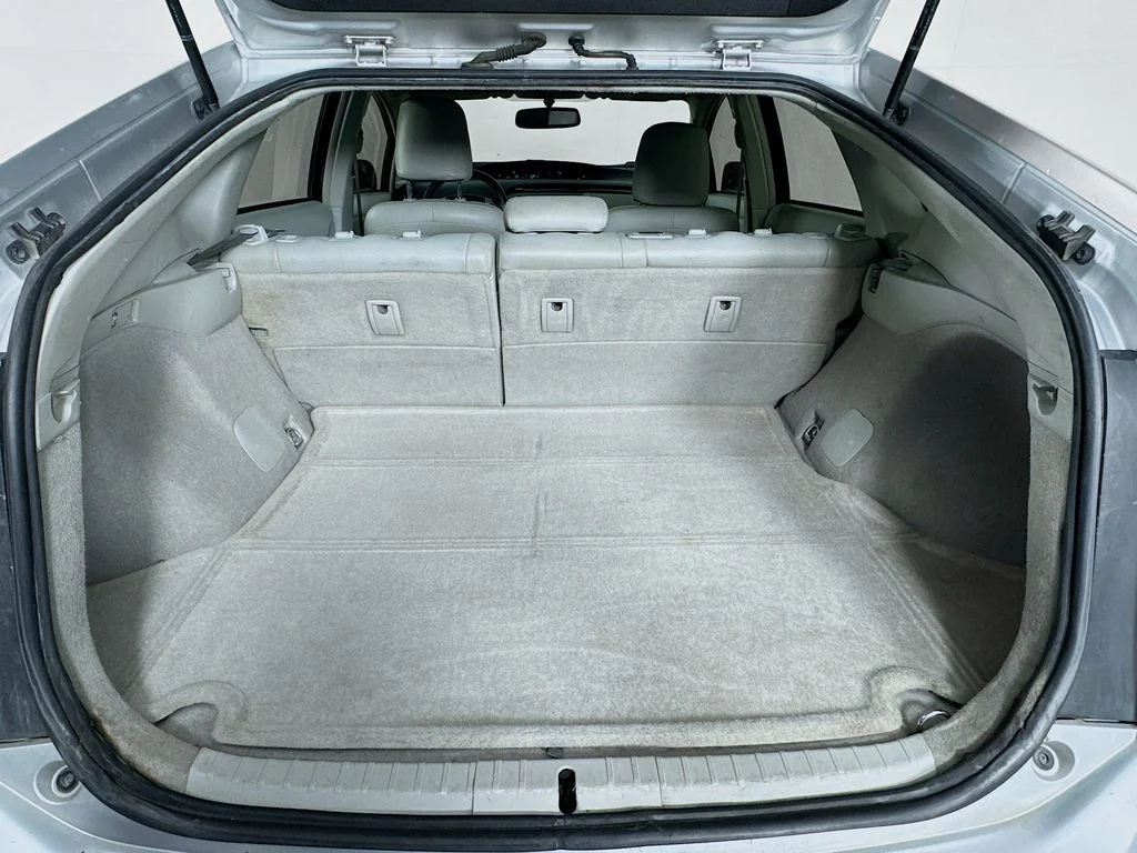 Used 2014 Classic Silver Metallic Toyota Three image 29