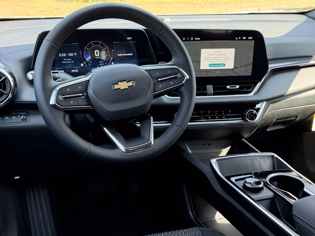 2027 Chevrolet Equinox LT - Photo 12