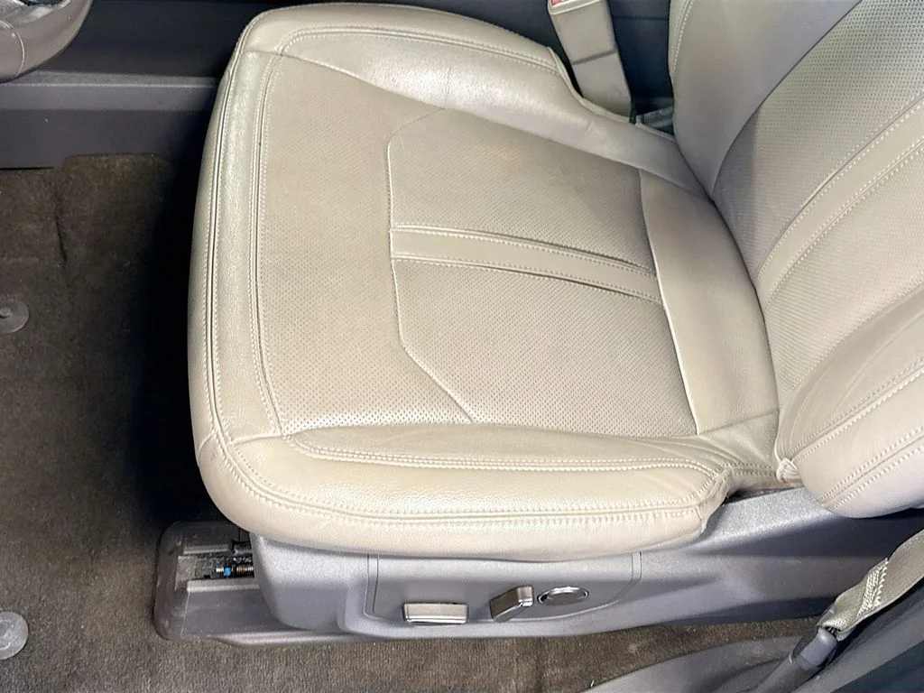 Used 2019 Gray Ford Limited image 21