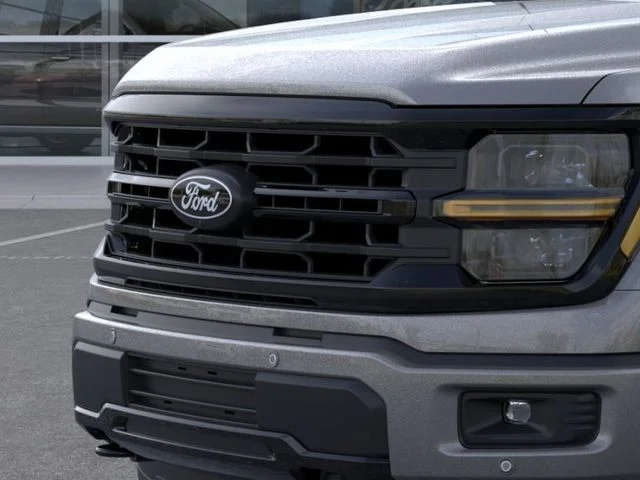 New 2026 Carbonized Gray Metallic Ford XLT image 17