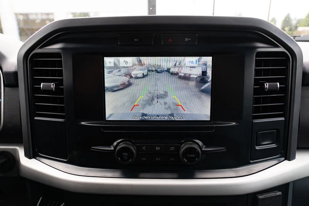 Used 2023 Black Ford XLT image 15