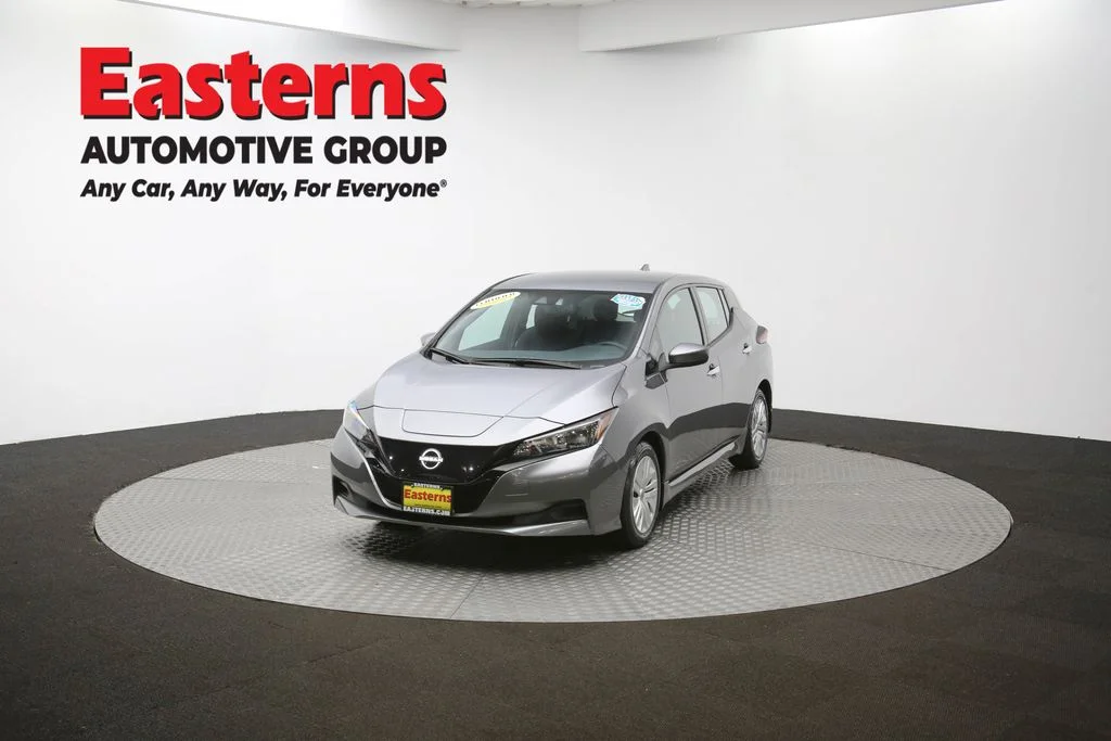 Used 2023 Gray Nissan S image 53