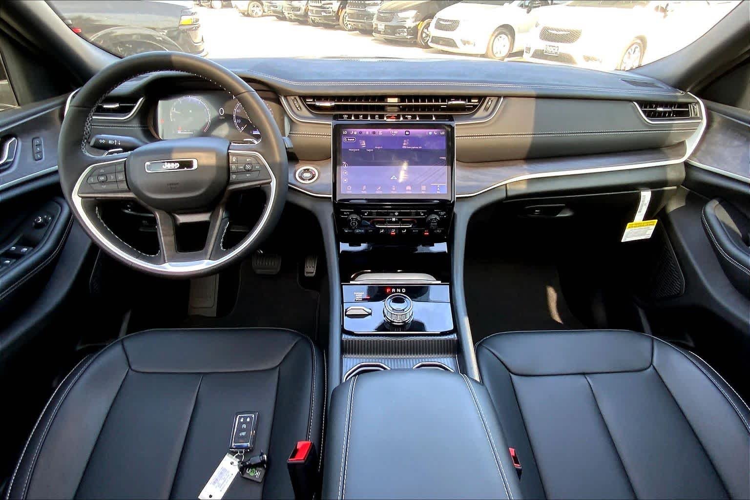 2025 Jeep Grand Cherokee Limited - Photo 12