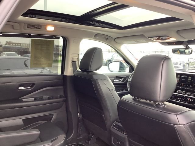 2024 Nissan Pathfinder SL - Photo 29