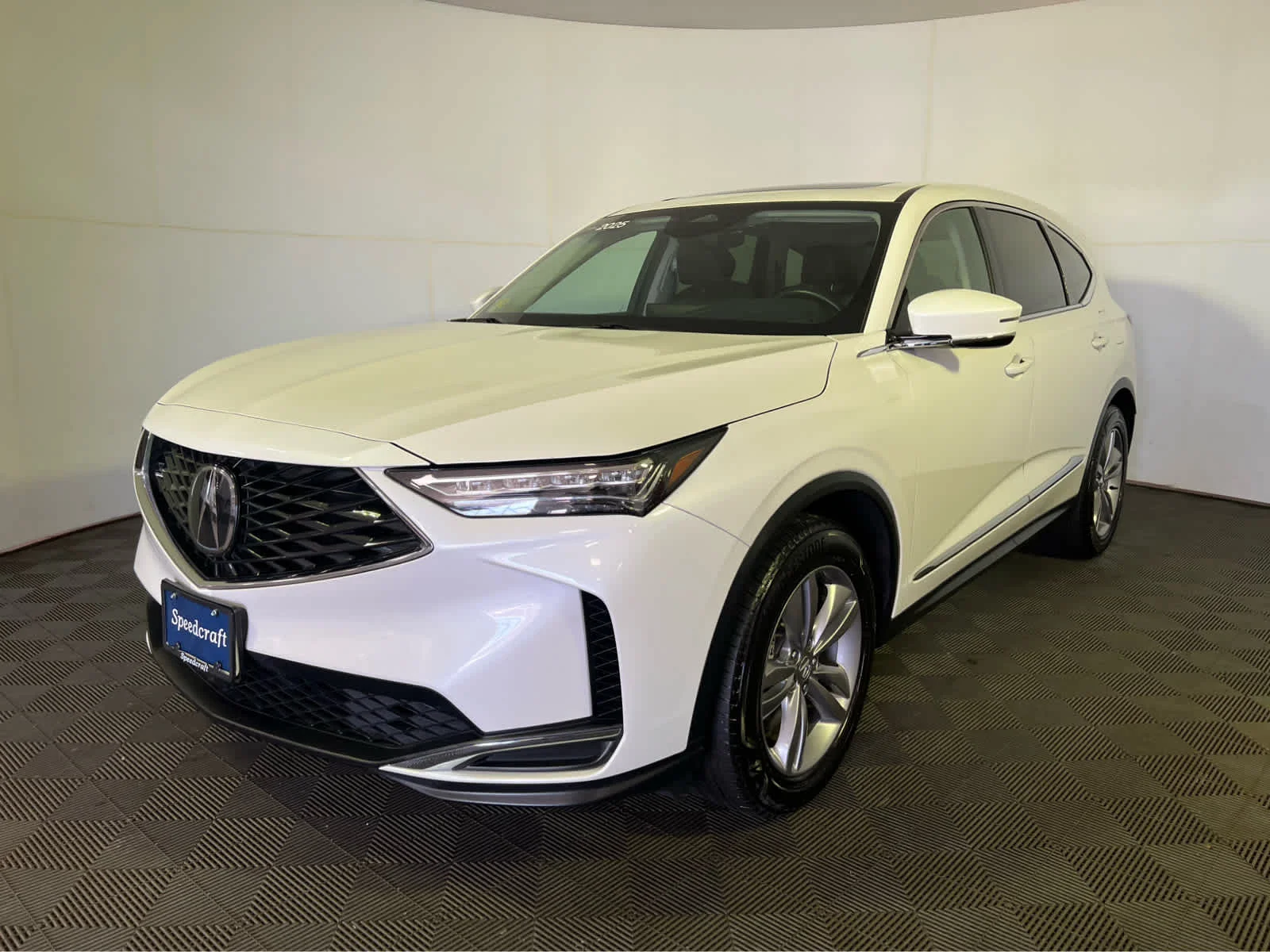 Certified Used 2025 Platinum White Pearl Acura  image 3